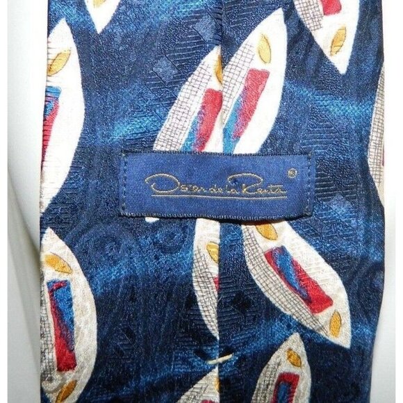 VTG Oscar de la Renta Men's 100% Silk Neck Tie Blue Red Abstract Paisley Pattern - Picture 3 of 3